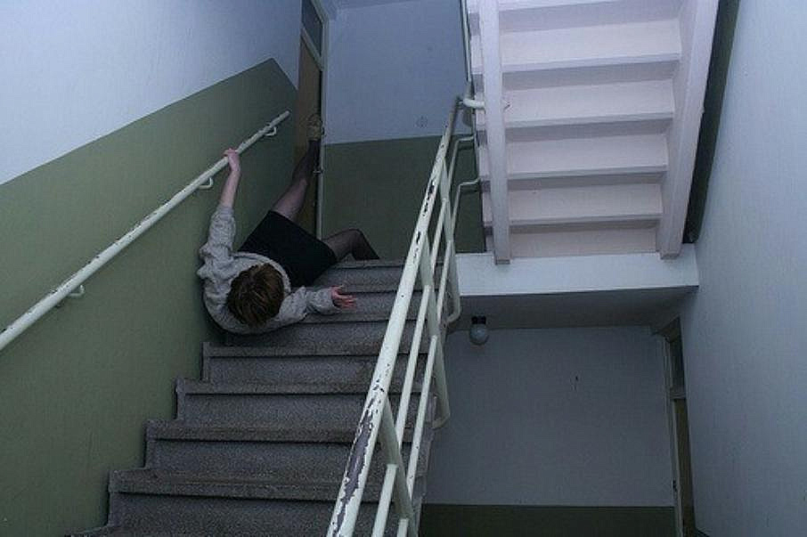 Женщина на лестнице 79 фото - секс фото 