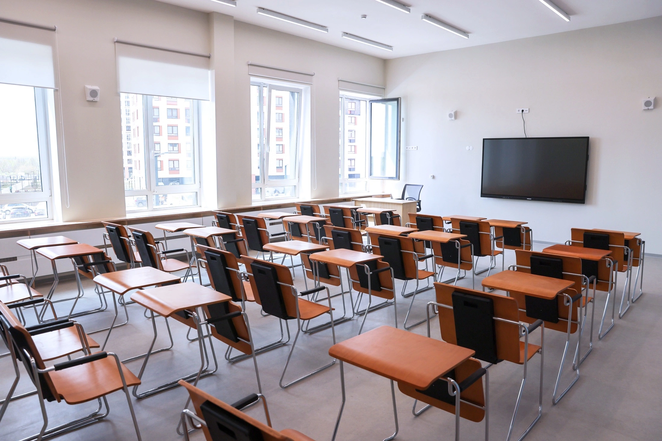 ����������� ����� �1619 � �������� �������� � 1 ��������