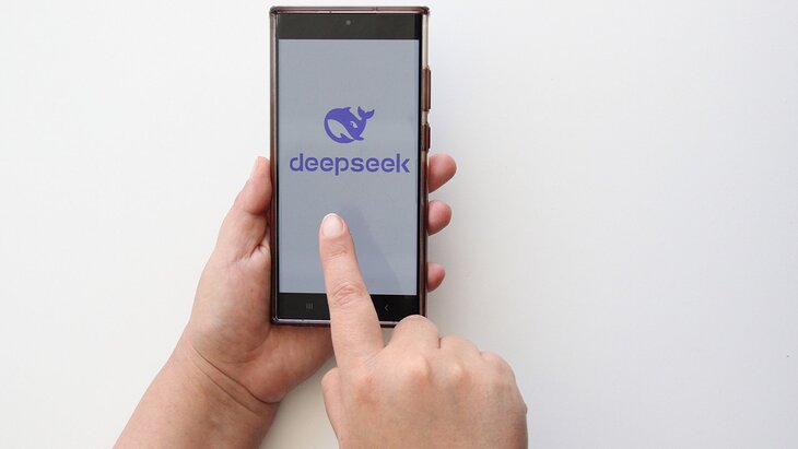 ��������� ������� ������ DeepSeek �� ����������� ��������� �����