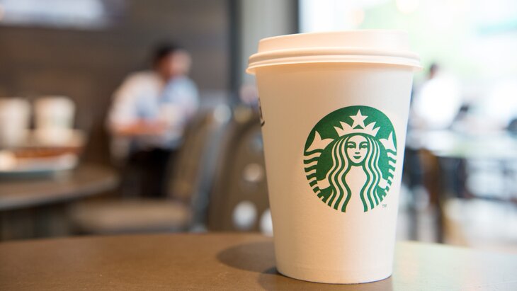 Starbucks ��������������� �������� ���� � ������ � ���