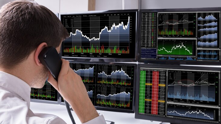 ��� ����� ���������� ����� ������� �������� � 12:10