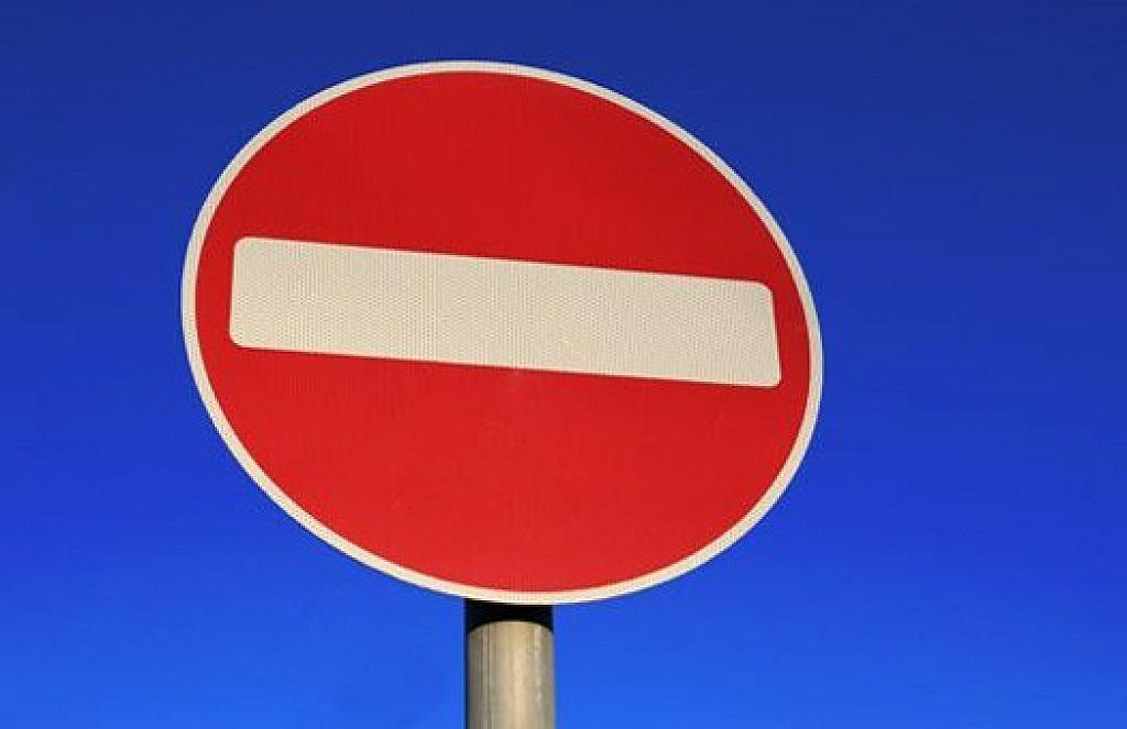 Движение по участку Пятницкого шоссе ограничено до 31 июля
