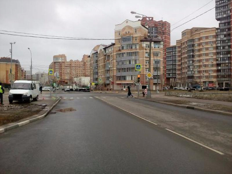 На улице Соловьиная Роща починили светофор