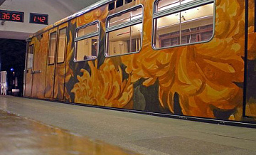На "серой" ветке произвели запуск поезда к 80-летию метро