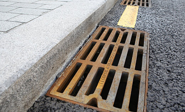 Дождевую канализацию реконструируют в районе Строгино 