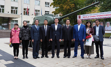 Китайская делегация посетила Северо-Западный округ Москвы