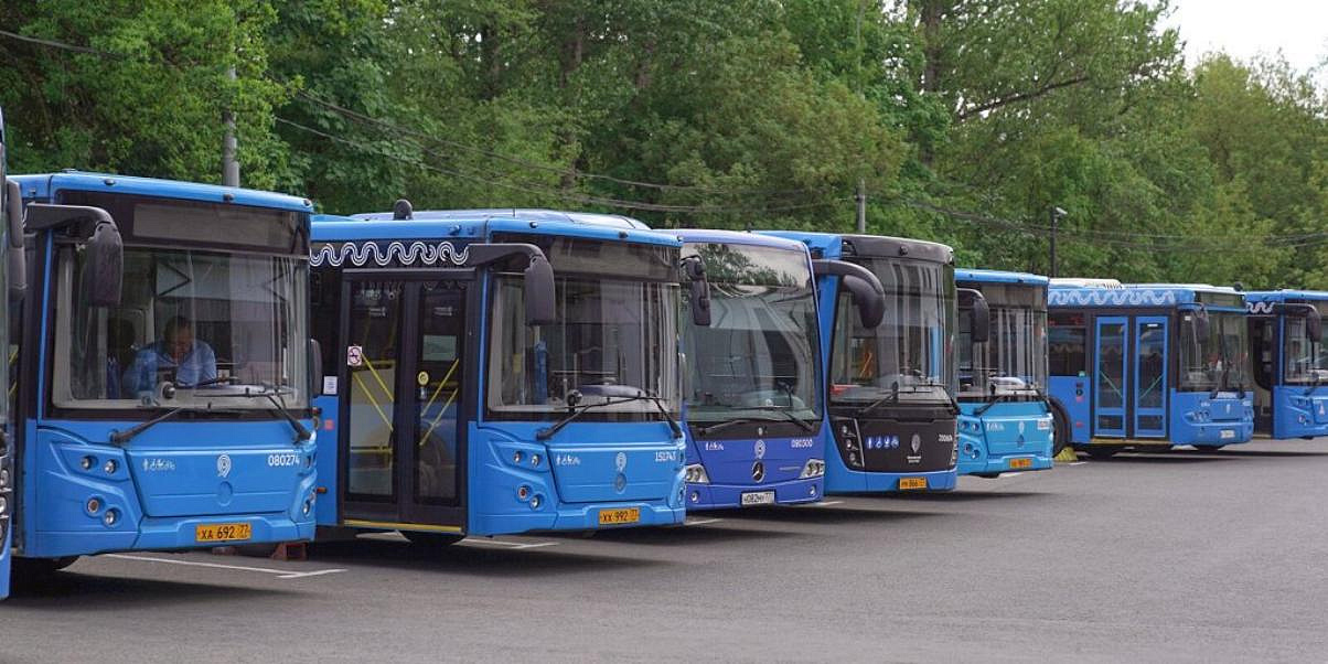 На маршрут №451 в Митине выйдут автобусы повместительнее