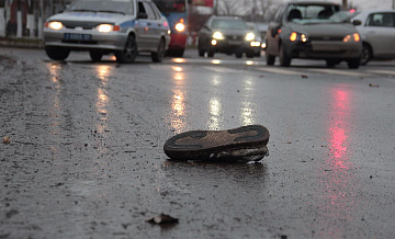 Водитель сбил человека на пешеходном переходе в Строгине